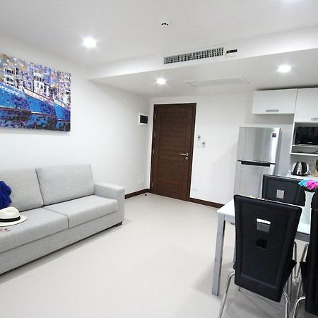 Karon Butterfly Apartman Phuket Kültér fotó
